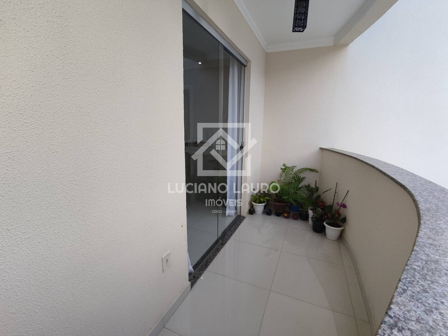 Apartamento à venda com 3 quartos, 105m² - Foto 4