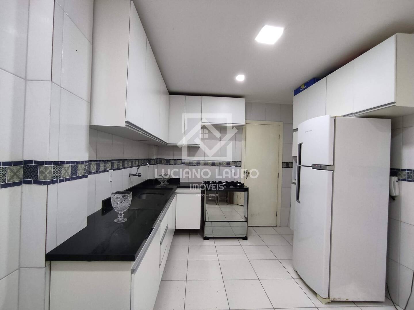 Apartamento à venda com 3 quartos, 105m² - Foto 7