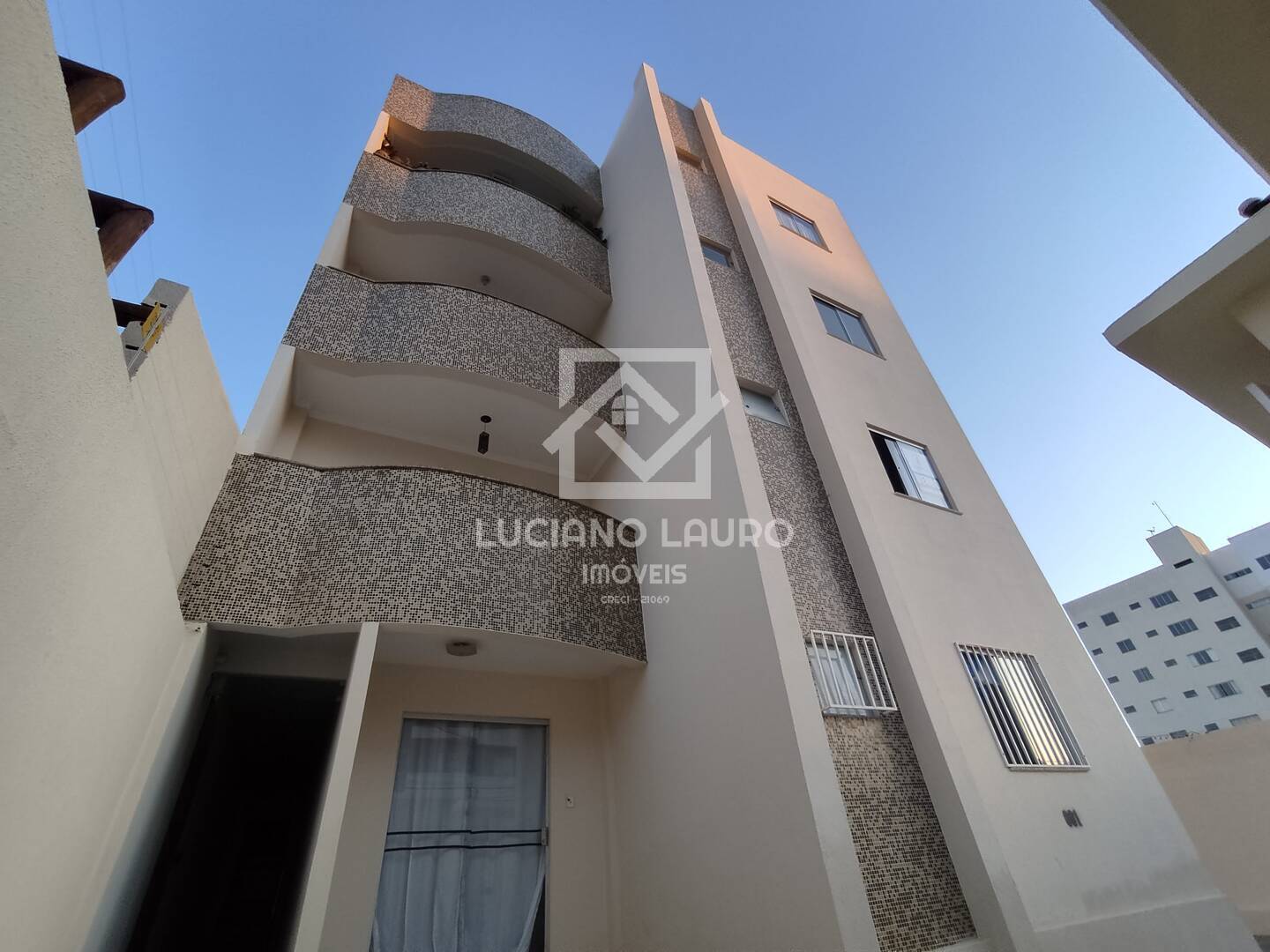 Apartamento à venda com 3 quartos, 105m² - Foto 30