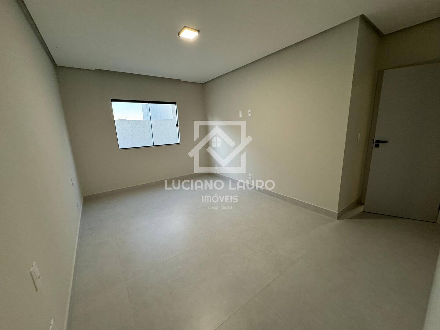 Casa à venda com 3 quartos, 195m² - Foto 7