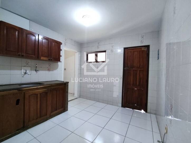 Casa à venda com 3 quartos, 180m² - Foto 17