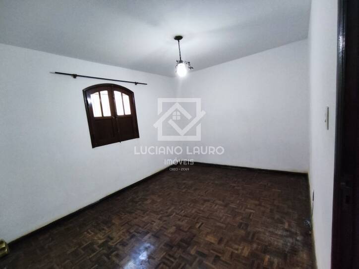 Casa à venda com 3 quartos, 180m² - Foto 18