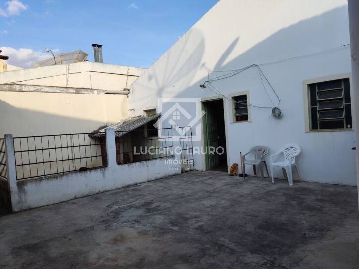 Casa à venda com 3 quartos, 180m² - Foto 20